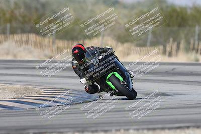 media/Dec-01-2025-Moto Forza (Mon) [[2daa91e15f]]/1-Advanced Group/Session 3 (Turn 3)/